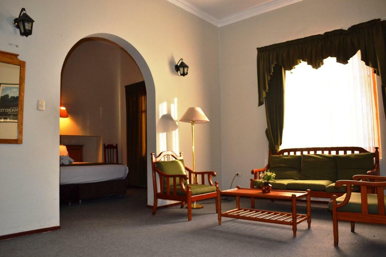 Dm Hoteles Mossone - Ica Esterno foto
