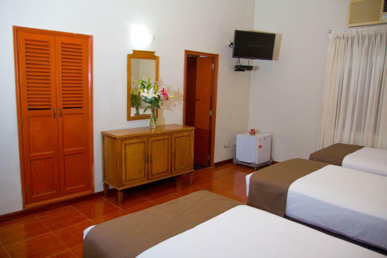 Dm Hoteles Mossone - Ica Esterno foto